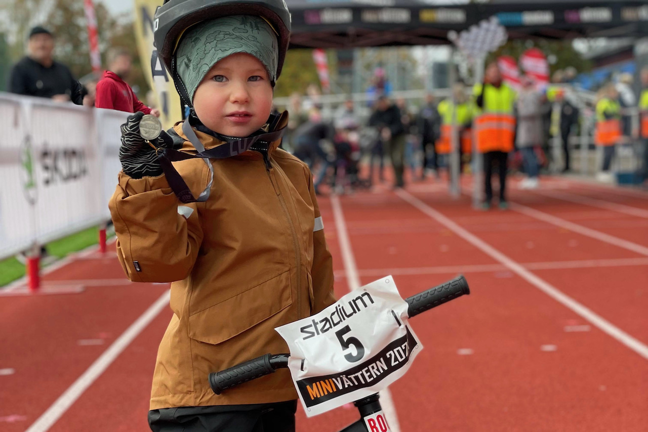 I helgen var det dags för barnens egen cykelfest. En av deltagarna var Agaton Rapp, som tog sig runt Minivättern-banan.
