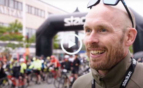 Vätternrundans vd Oskar Sundblad är överlycklig över att Cykelveckan 2022 äntligen är tillbaka på riktigt igen. Nu är den i gång med MTB-Vättern.