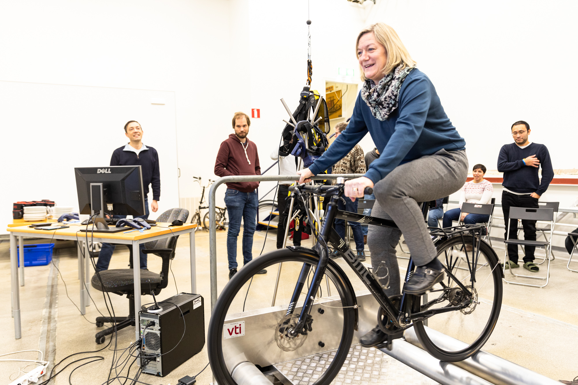 Projektet ska ge förståelse exempelvis vilken sorts skyltning och vägmarkering som är bäst i varierande miljöer eller hur cyklister upplever olika typer av omkörningar, menar Katja Kircher.