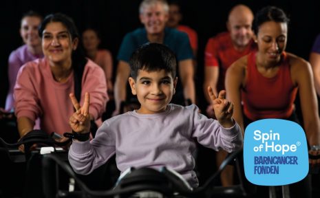 I år siktar Barncancerfonden på att Spin of Hope blir ett rekordevent. Kanske till och med världsrekord i antal spinningcyklister under ett evenemang.
