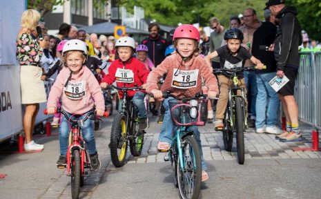 Cykelveckan fortsätter. Under måndagen är det barnens dag i Motala, med Minivättern och Skoj med hoj. Här är dagens hålltider i evenemangsområdet:
