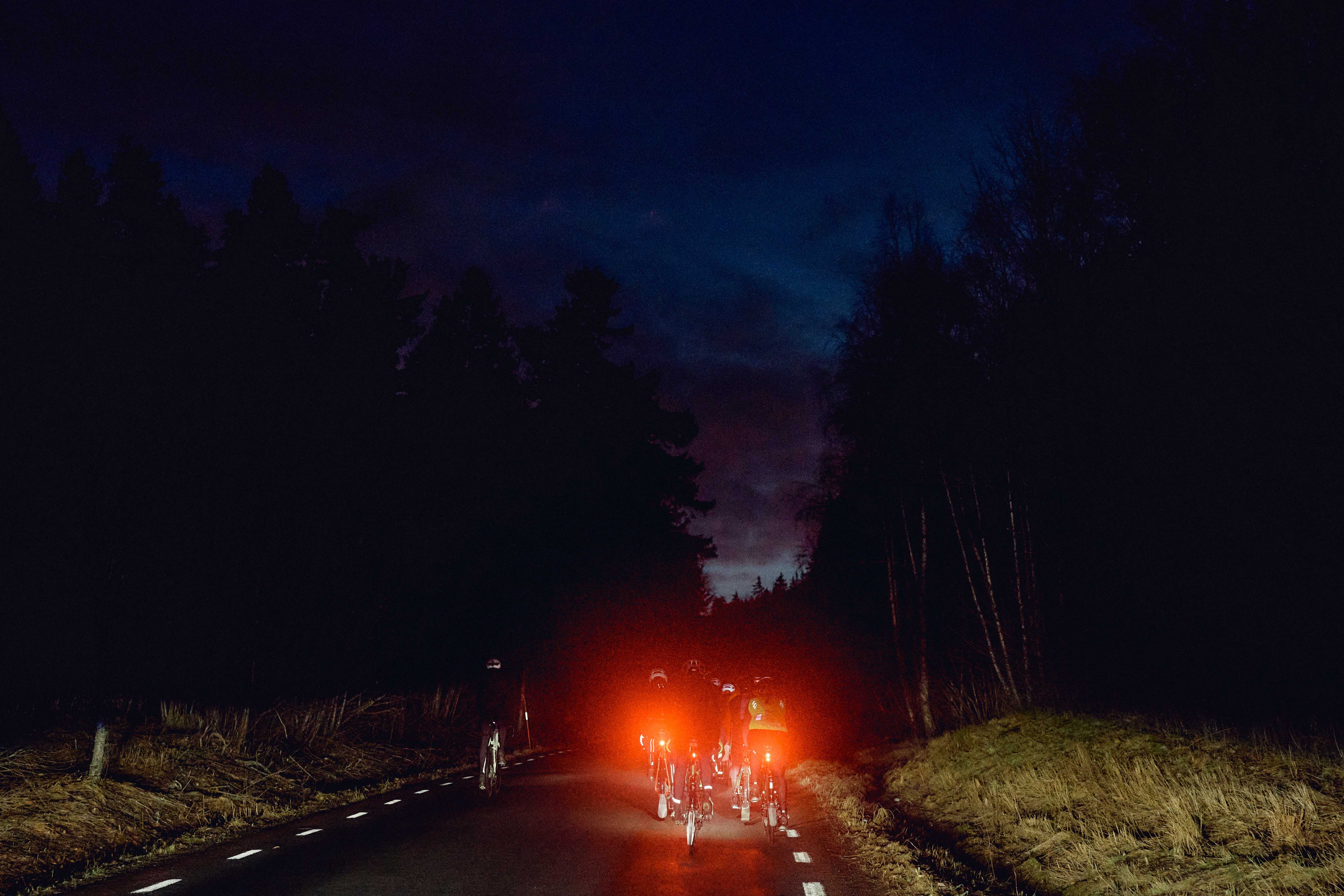 Redan klockan 05.30 gav sig gruppen i väg från Jönköping. Därefter väntade en lång dag genom det småländska landskapet.