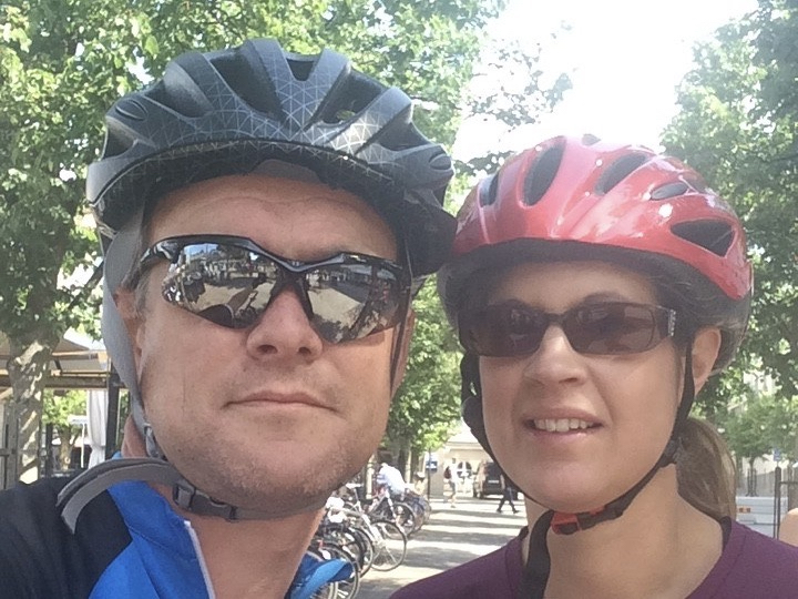 Robert och hans fru Elsa cyklade Halvvättern tillsammans 2018.