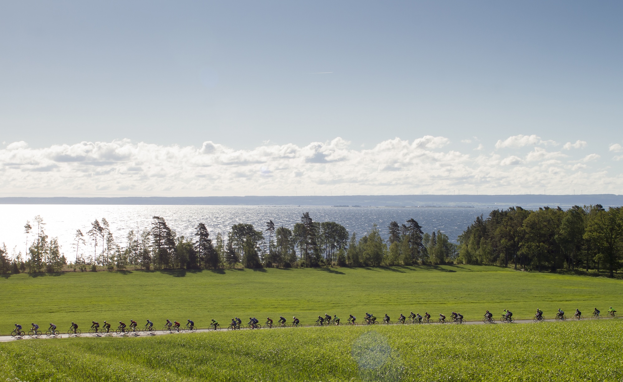 Delar av den tänkta cykelleden sammanfaller med bansträckningen på Vätternrundan 315 km. Andra delar nyttjas inte under Vätternrundan.