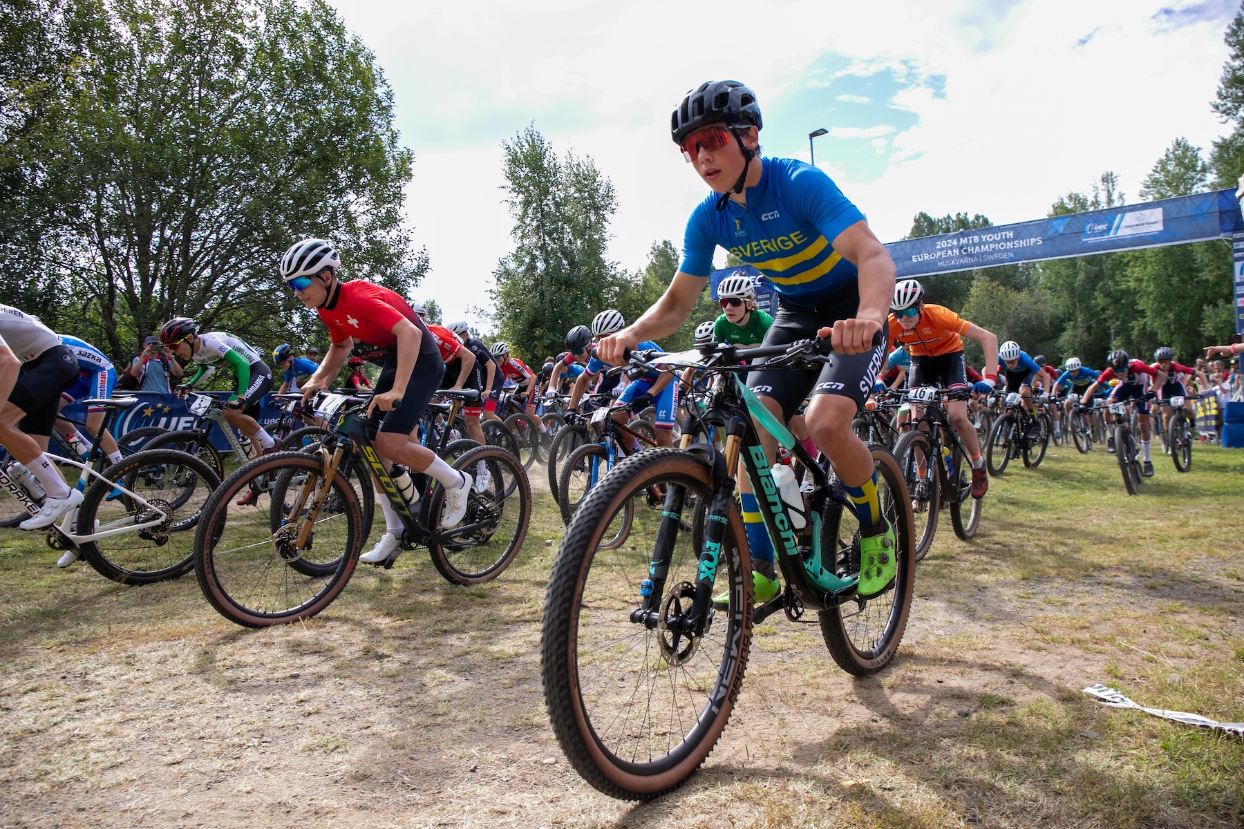 I stafetten firade Sverige brons i U17-klassen genom Alwin Lingmerth, Felipe Vergara, Elinore Nilsson. I U15-klassen slutade Sverige på en femte plats bland över 100 lag.